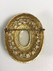 Vintage Egyptian Pin Brooch Cleopatra Crook and Flail Pharaoh Gold Tone 1.75 in