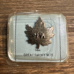 Vintage Great Smoky Mountains Souvenir Brooch Pin Maple Leaf Bear Silver Tone