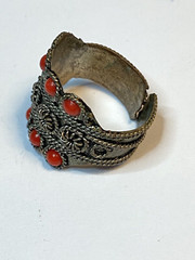 Unique Vintage Ring, Orange/Red Stones, Silver Tone, Aged Patina Size 6 Adjust.