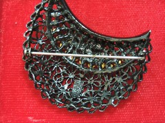 Vintage Karu Black Enamel Rhinestone Filigree Floral Crescent Brooch Pin Cm 39