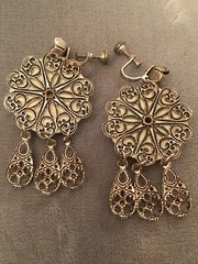 VTG Antique Damascene Parure: Screw Back Earrings & Pendant Filigree Metal Alloy