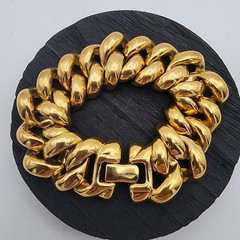 Vintage Monet Signed Chunky Heavy Gauge Gold Tone Curb Link Statement Bracelet