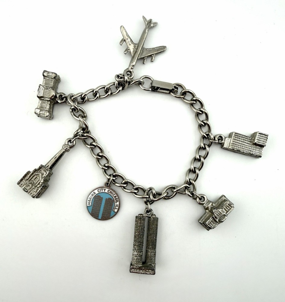 1960’s Chicago Landmark Souvenir Charm Bracelet Silver Tone Illinois History