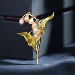 Vintage Style Lily of the Valley Brooch Elegant Flower Pin Suit Accessories
