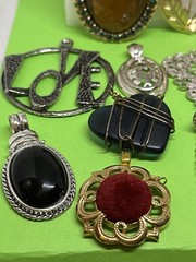 pendant lot gold tone silver tone brass multicolor stones vtg beautiful pieces