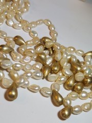 Vtg 3 Strand Baroque Freshwater Pearl Necklace Teardrop Metal Spacers 16-18-22″
