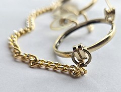 Vintage Gold-Tone Pince-Nez Eye Glasses Brooch w/ Chain