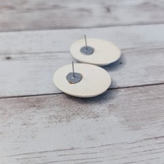 Vintage Stud Earrings For Pierced Ears Cream & Blue Retro Oval