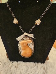 Charming Cherub vintage bunny necklace. NWOT. brasstone. Large bunny