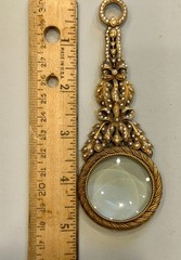 I am Edgar Berebi this is my Aurora Ladies Magnifier never used