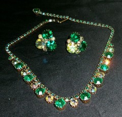 Vintage Green/AB Rhinestone Necklace Earring Set Demi-Signed Weiss