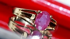 10k yellow gold sz 4.5 ring 0.80ct natural, treated ruby solitaire 1.47gr Nissko