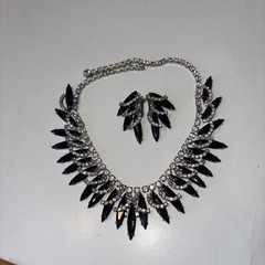 Black Navette Rhinestone Necklace Clip Earrings Set Unmarked “Juliana Style”
