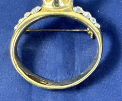 Vintage Ring Shape Brooch Pin Rhinestones Gold Tone Oval 2.5″ X 3″