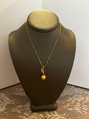 Vintage Good Quality Gold Tone Necklace “M” with Faux Pearl on 925 Pendant 18″