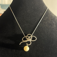 Carolee Signed Silver Tone Pavé Rhinestone Bow Pendant Pearl Drop Necklace 18in