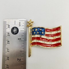 VTG American Flag Brooch Pin Gold Tone Red Blue Enamel Rhinestone Patriotic