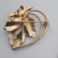 VTG MCM Brooch Layered Curled White Gold Tone Leaves Fall Cottage Cabincore Pin