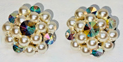 LOT-10 PAIR VINTAGE CLUSTER BEAD EARRINGS-CRYSTAL-RS-GLASS-LUCITE-CLIP & PIERCED