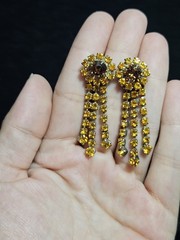 Vintage Chandelier Screw back Earrings Amber & Brown Apricot hues Gold Tone 45mm