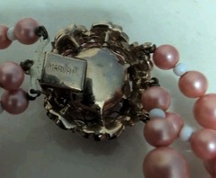 VINTAGE MARVELLA 3 STRAND BRACELET ORNATE CLASP PEARLS SPECKLED SUGAR BEADS