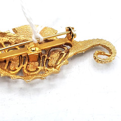 Vintage Seahorse Brooch Pin Jewelry Coral Enamel Eye Gold Tone Sea Life Ocean