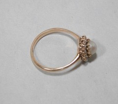 Vintage 10K Yellow Gold Pearl Diamond Halo Ring Statement Size 8.75 417 Solid