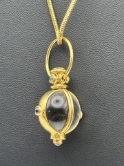Temple St. Clair Magnified Sphere Amulet 18K Yellow