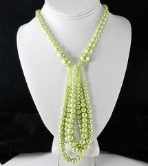 Pretty Mint Green Bead Drop Necklace Silver Tone Hardware Elegant Fashion Jewel