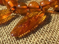 26” Vintage Honey Amber Catalin Bakelite Necklace w/ 6 Drops 50g