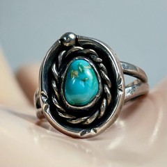 Vintage Southwest NA Style TESTED UNMARKED Sterling Silver Turquoise Ring Sz 7