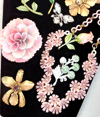 Vintage High End Flower Brooch Earring Jewelry Lot wSets Hollycraft Weiss Emmons