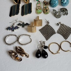 Vintage Multicolor Mixed Lot Earrings Brooch Pin Glass Plastic Metal 16 Pieces