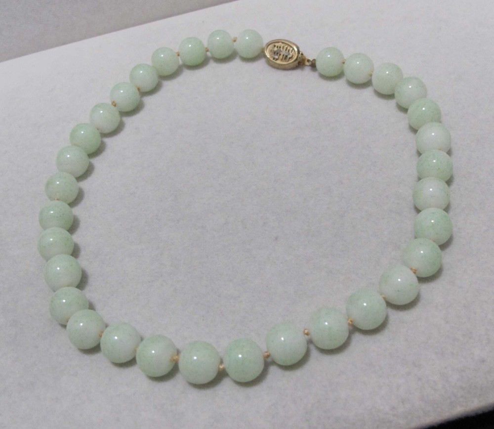Vtg MARVELLA Faux Jade Beads Asian Character Clasp Gold Tone 15.5” Necklace