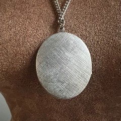 Vintage Silver Tone Etched Starburst Oval Locket Necklace 24 Inch Cottagecore