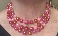 vintage triple strand pink/gold beaded choker gold-tone hook clasp Japan