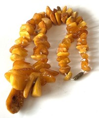 Vintage 80s Baltic Amber Necklace 10” Egg Yolk Honey Amber Nuggets Drop Pendant