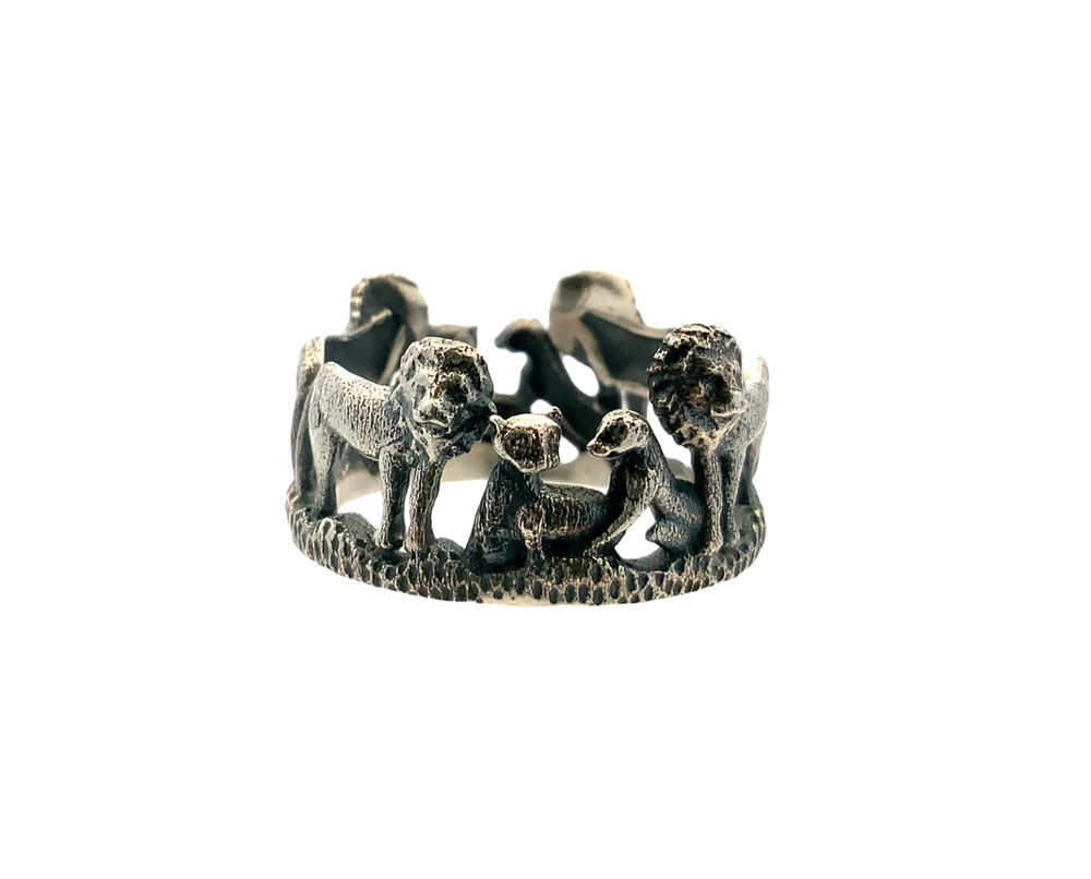 Vtg Sterling Signed 925 Detailed Pride of Lions and Cubs Animals Ring Band 7 1/2