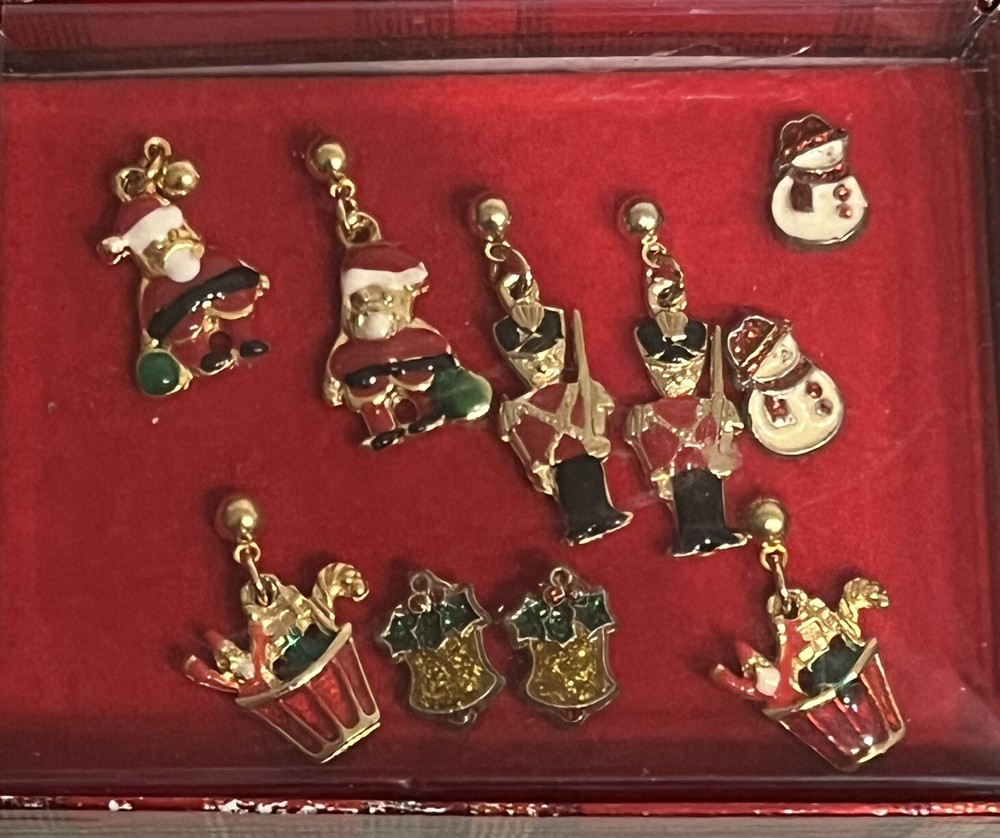 Vintage Gold Tone & Enamel Christmas Holiday Earrings 5 Pair Original Box Retro