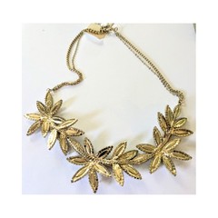 Lovely Gold White Tone Rhinestone Floral Collar Necklace by TALBOTS 21″ NOS