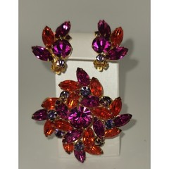 Vintage Set Gold-tone & Rhinestone Brooch and Clip on Earrings