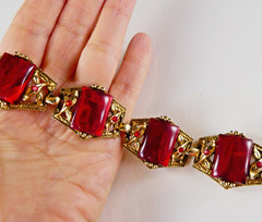 Vintage Red Marbled Acrylic 5 Link Bracelet Ornate Design Retro Pretty