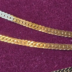 ESTATE Vintage Ferarri 18KT Gold Shield Chain & Bracelet Set in Original Box