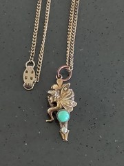 VINTAGE FAIRY PIXIE NYMPH PENDANT ART NOUVEAU NECKLACE 16″ R4