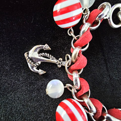 Vtg Nautical Charm Bracelet Red White Glass Beads Enamel Suede Anchor 8″ Beach