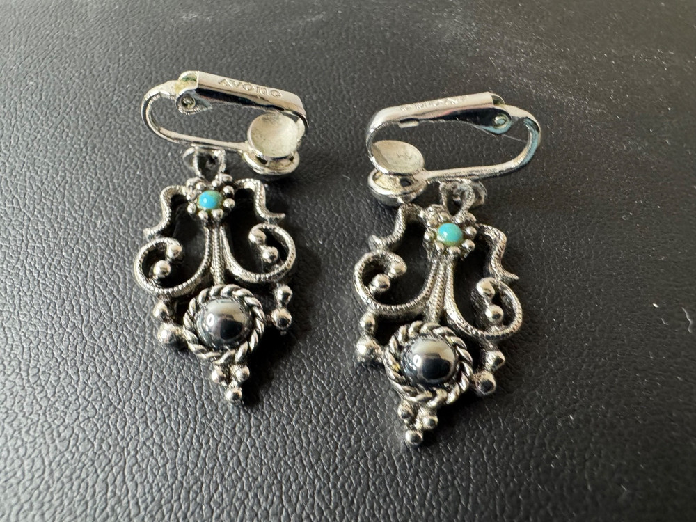 Vintage AVON 1974 Mirabella Clip On Earrings Silver Tone Blue Turquoise Hematite