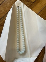 Vintage white jade 10mm beaded necklace, Barrel Clasp Approx 18” Never Removed
