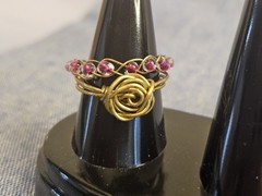 Handmade Gold Tone Wire Wrap Ring Set Of 2 w Rose & Round Pink Glass Beads USA 8