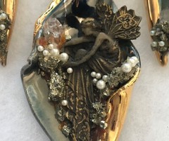 Vintage Ceramic Goddess Earrings Brooch Set