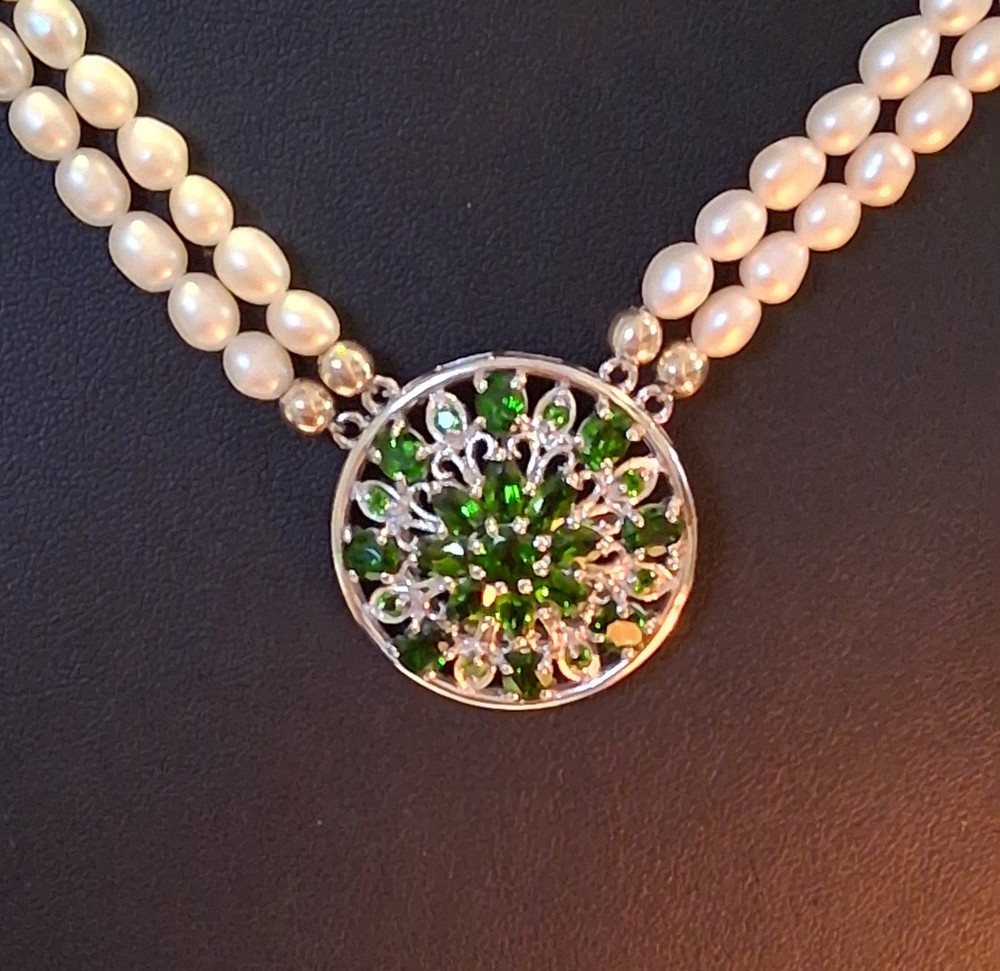 Jtv Double Seed Pearl Strand With Chrome Diopside Medallion….